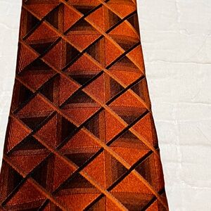 Stafford Geometric Pattern Tie in Rich Brown/Orange